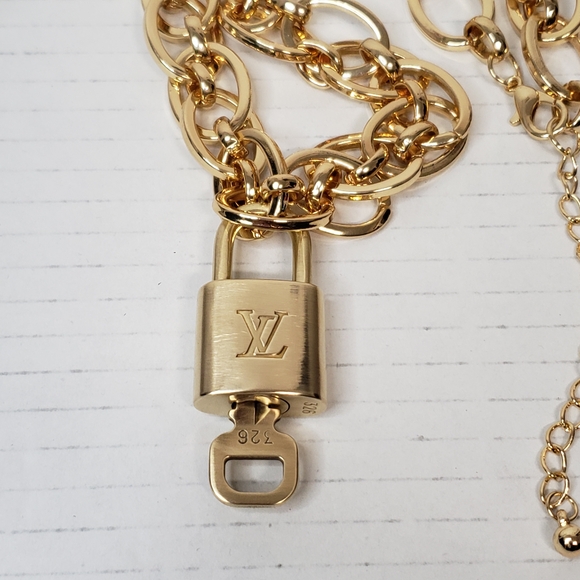 Authentic Louis Vuitton Gold Padlock with Unbranded Punky Gold Plated Chain - Picture 12 of 13